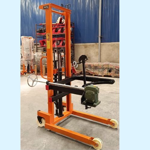 Xe nâng quay đổ phuy sắt 350kg